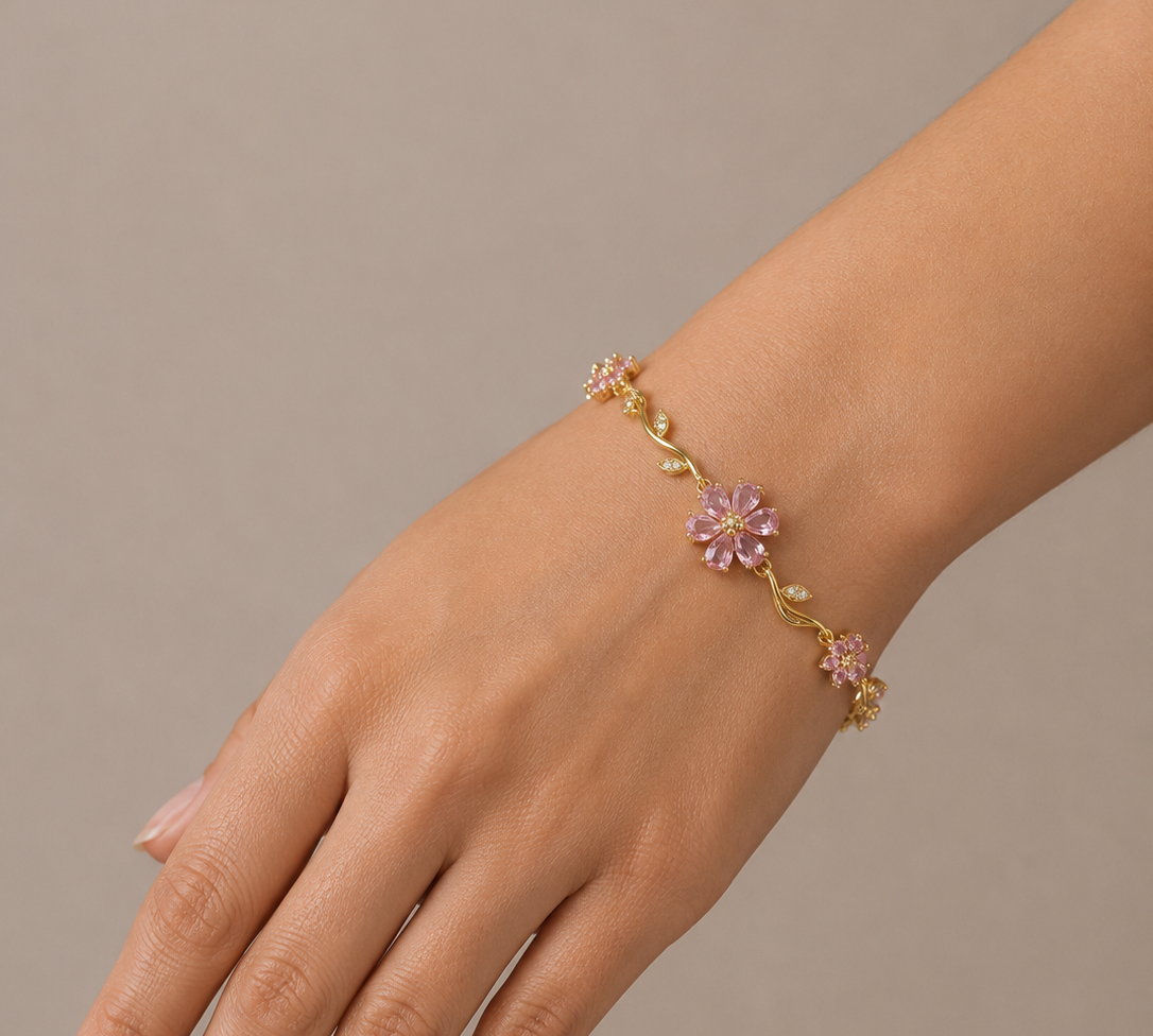Kiyu Ziyu Gold Plated Floral Charm Bracelet