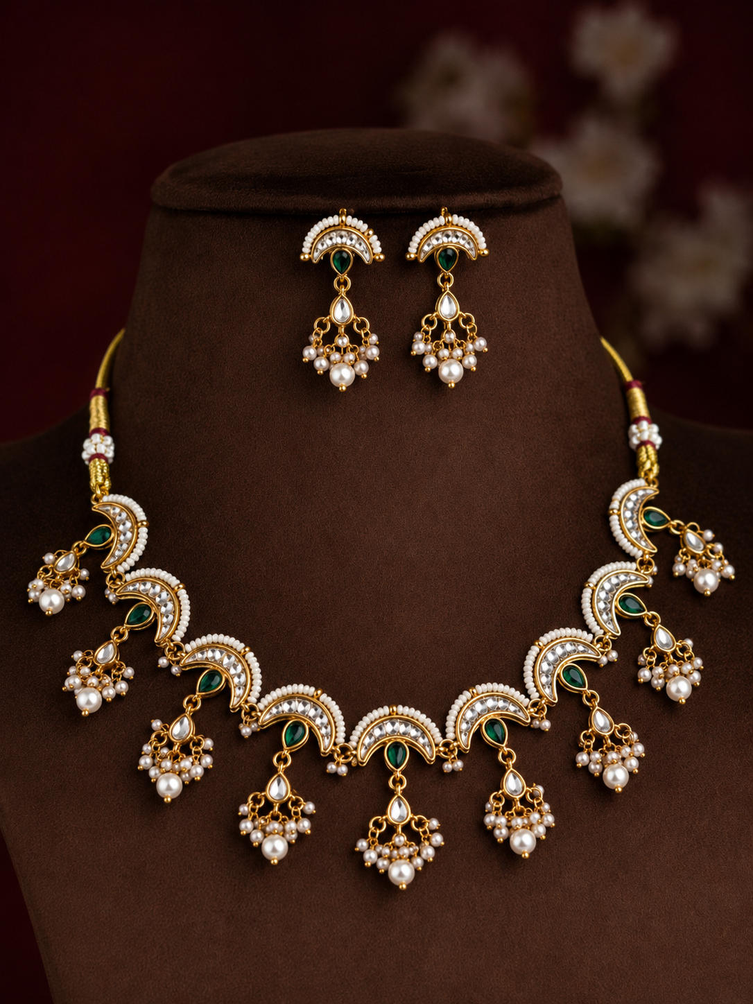 Traditional Kundan necklace set
