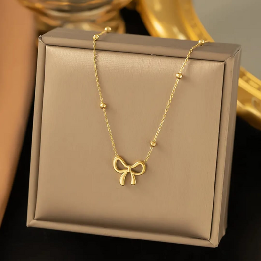 Anti-Tarnish Bow Necklace for Women