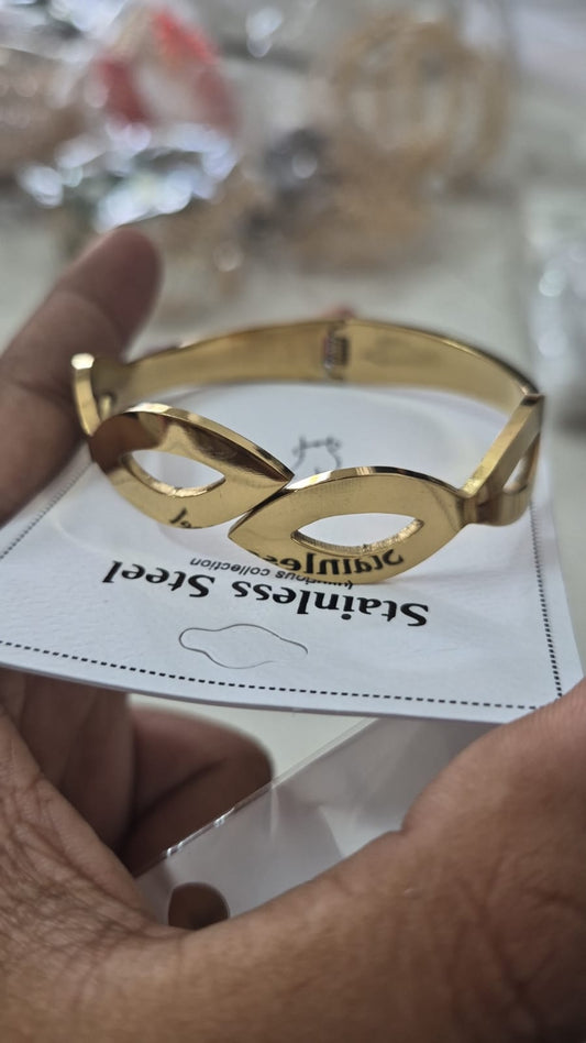 Anti tarnished bracelet regular size