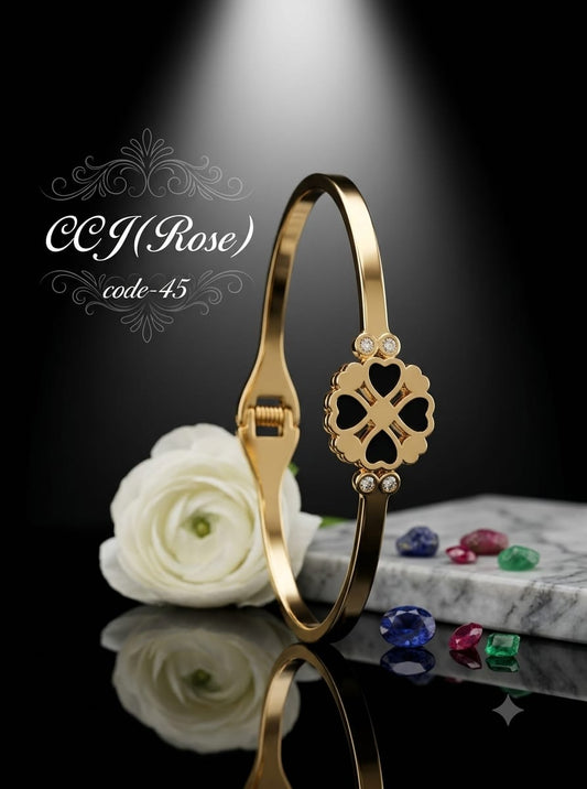 four-leaf clover black enamel regular size bracelet anti tarnished
